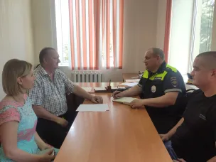 На Ваду Госавтоинспекторы провели брифинг по безопасности дорожного движения