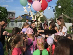 «УРА, ЗАЖИГАЙ ДЕТВОРА!»