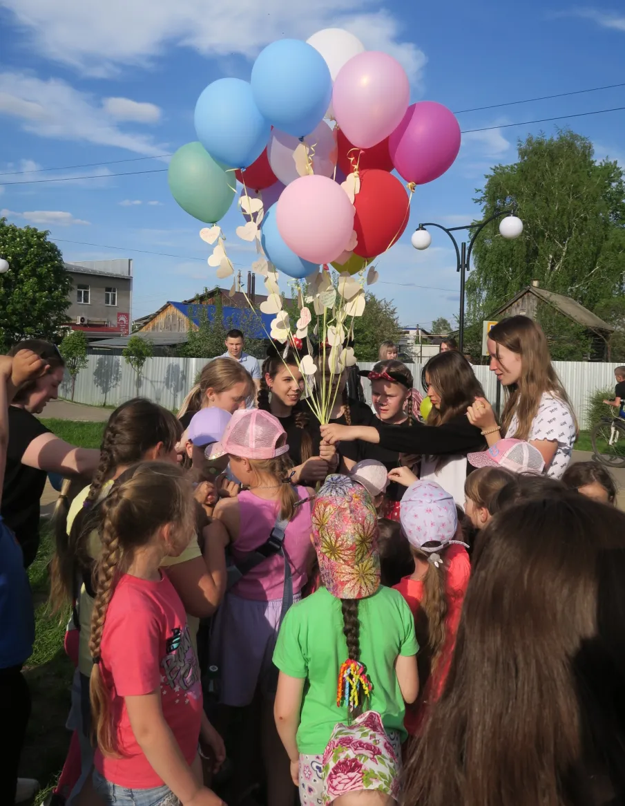 «УРА, ЗАЖИГАЙ ДЕТВОРА!»