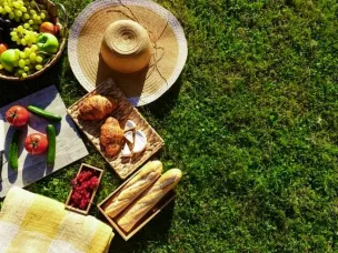 Лето без отравлений: как безопасно хранить и готовить продукты