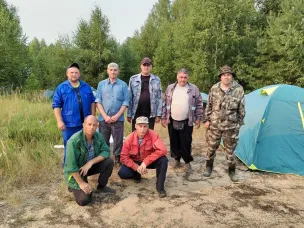 ВАДСКИЕ ДОБРОВОЛЬЦЫ ПОМОГЛИ СДЕРЖАТЬ ОГНЕННУЮ СТИХИЮ