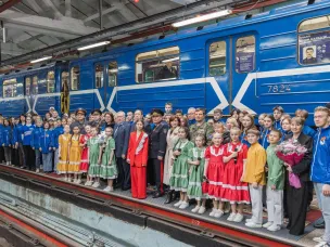 В нижегородском метро появился «Вагон Победы», посвященный погибшим при исполнении служебного долга стражам порядка