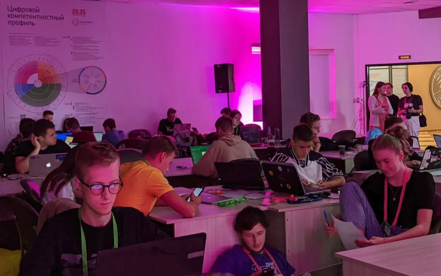 Участник из Нижегородской области вошел в число призеров окружного хакатона по искусственному интеллекту