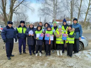 В Перевозе и на Ваду сотрудники ГИБДД провели для водителей правовой ликбез
