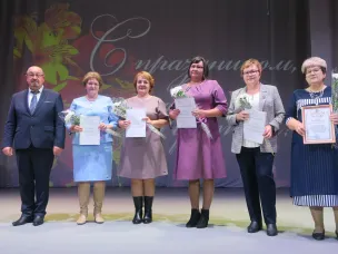 УЧИТЕЛЯМИ СЛАВИТСЯ РОССИЯ