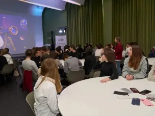 Около 600 школ Нижегородской области присоединились к мероприятиям  Дома народного единства ко Дню космонавтики