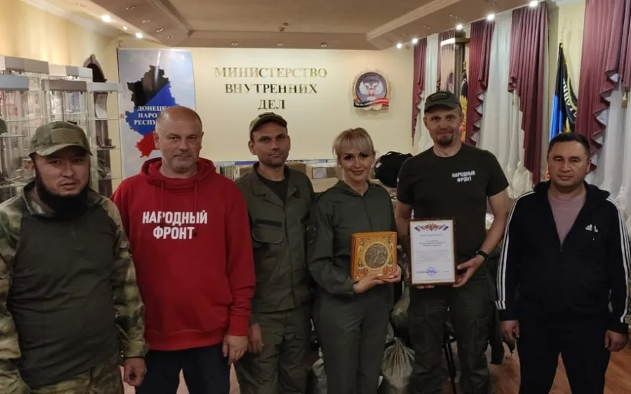 19-й гуманитарный груз в Донецк и Харцызск доставили представители Народного фронта