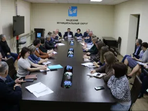 Еженедельное совещание с руководителями структурных подразделений, организаций и учреждений