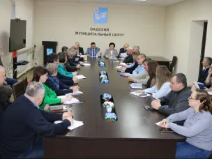 Еженедельное совещание с руководителями структурных подразделений, организаций и учреждений