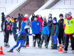 Около 400 нижегородцев стали участниками Всероссийских массовых соревнований по конькобежному спорту «Лед надежды нашей - 2026»