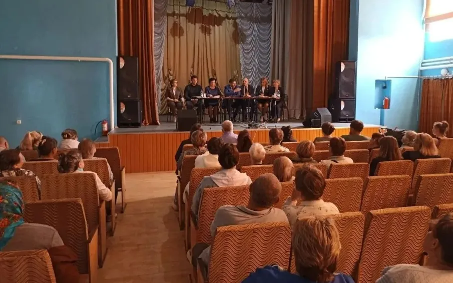 Рабочая встреча с жителями с. Крутой Майдан, с. Зелёные Горы с. Свобода, с. Елховка и д. Мигалиха