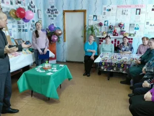 Вечер встречи "Весна и женщины прекрасны"