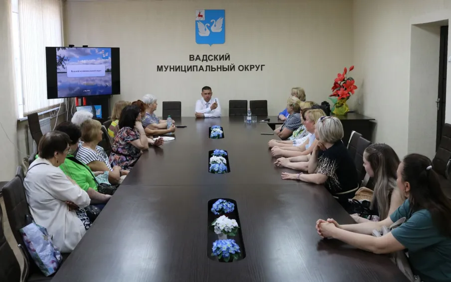 Делегация ветеранов Законодательного Cобрания Нижегородской области
